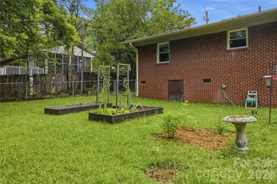 605 W 19th Avenue, Gastonia, NC 28052 - Photo 32