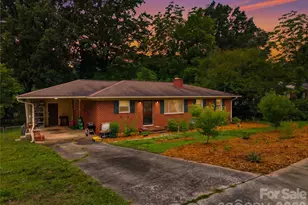 605 W 19th Ave, Gastonia, NC 28052 - Photo 1