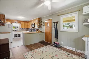 605 W 19th Ave, Gastonia, NC 28052 - Photo 10