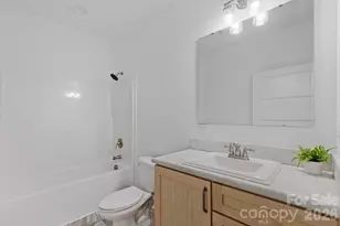 139 Mullinax Dr, Hendersonville, NC 28792 - Photo 14