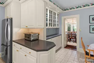 19 Blackwood Rd, Asheville, NC 28804 - Photo 22