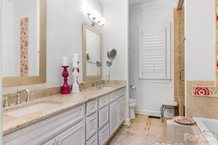 1232 Dilworth Crescent Row, Charlotte, NC 28203 - Photo 18