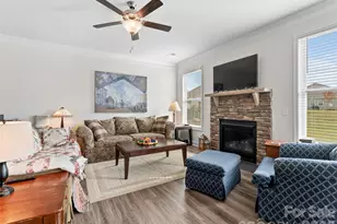 108 Thornberry Rd, Hendersonville, NC 28792 - Photo 10