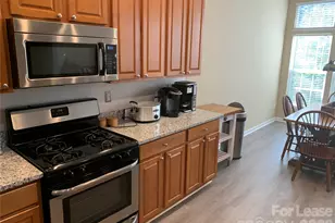 6860 Lakecrest Ct, Denver, NC 28037 - Photo 10