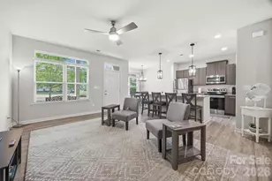 204 Overstone Ct, Fort Mill, SC 29715 - Photo 8