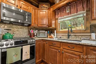 117 Deelani Trail, Fleetwood, NC 28626 - Photo 12