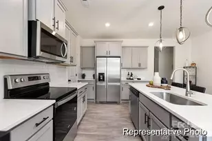 1036 Pickering Pl, York, SC 29745 - Photo 2