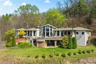 221 Connection Cir, Robbinsville, NC 28771 - Photo 2