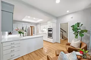 2320 Selwyn Ave, Charlotte, NC 28207 - Photo 12