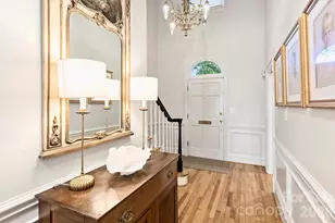 2320 Selwyn Ave, Charlotte, NC 28207 - Photo 8