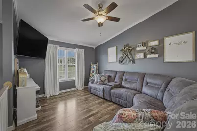 4240 Hickory Nut Ridge Road, Hudson, NC 28638 - Photo 10