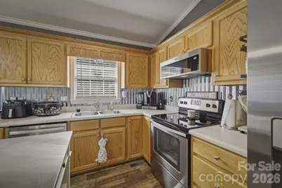 4240 Hickory Nut Ridge Road, Hudson, NC 28638 - Photo 14