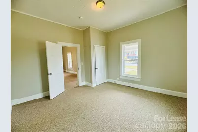 508 Elm Avenue, Mount Holly, NC 28021 - Photo 4