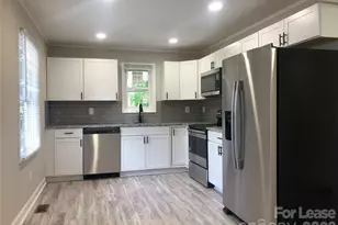 105 Lance St, Mount Holly, NC 28120 - Photo 4