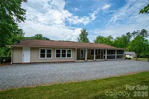 15 Bowman Ridge Rd, Hendersonville, NC 28739 - Photo 6