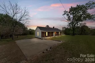 4665 Estes Dr, Granite Falls, NC 28630 - Photo 4