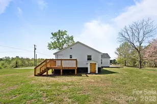 4665 Estes Dr, Granite Falls, NC 28630 - Photo 6