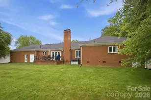 1215 Hillside Dr, Gastonia, NC 28052 - Photo 32