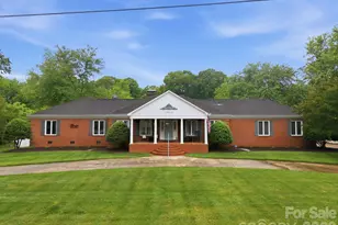 1215 Hillside Dr, Gastonia, NC 28052 - Photo 4