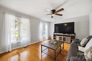 1215 Hillside Dr, Gastonia, NC 28052 - Photo 6
