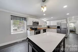 100 Privette St, Fort Mill, SC 29715 - Photo 8