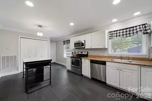 100 Privette St, Fort Mill, SC 29715 - Photo 6