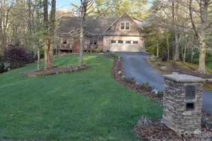95 Creeks Edge Dr, Hendersonville, NC 28739 - Photo 2
