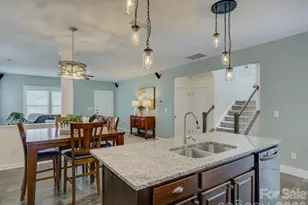 2610 Courtland Dr, Clover, SC 29710 - Photo 6