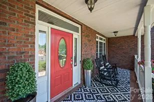 443 Crowders Bluff Ct, Clover, SC 29710 - Photo 6