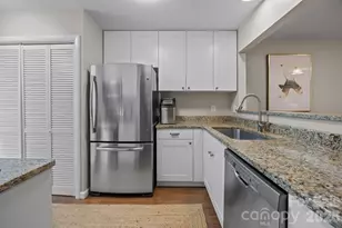 9004 Nolley Ct, Charlotte, NC 28270 - Photo 4