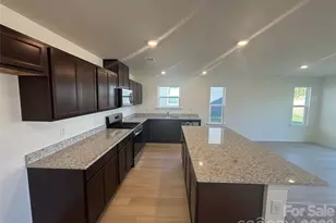 357 Roxanna Ln, York, SC 29745 - Photo 4