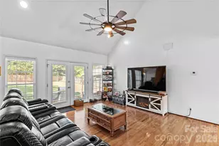 1530 Danlee Dr, Lancaster, SC 29720 - Photo 6