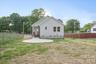 1221 7th St, Statesville, NC 28677 - Photo 28