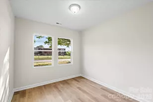 1221 7th St, Statesville, NC 28677 - Photo 20