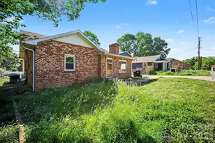 108 Crest St, Belmont, NC 28012 - Photo 2