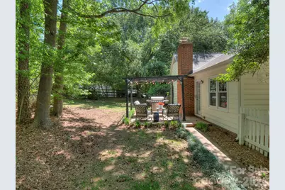 401 Sandymead Road, Matthews, NC 28105 - Photo 32