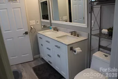 11632 Long Forest Drive, Charlotte, NC 28269 - Photo 10