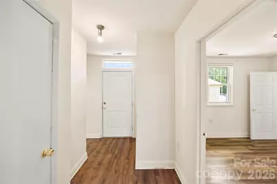 621 Pennsylvania Avenue, Charlotte, NC 28216 - Photo 4