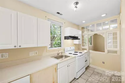 621 Pennsylvania Avenue, Charlotte, NC 28216 - Photo 8