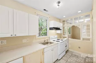 621 Pennsylvania Ave, Charlotte, NC 28216 - Photo 8