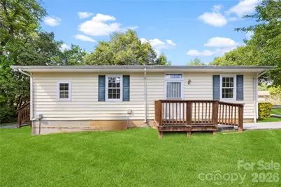 621 Pennsylvania Avenue, Charlotte, NC 28216 - Photo 1
