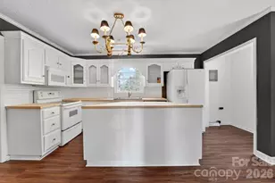 2466 Downey Dr, Lancaster, SC 29720 - Photo 2