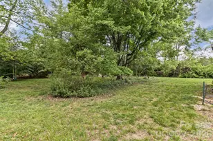 7 Teaneck Cir, Hendersonville, NC 28791 - Photo 40