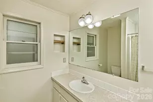 7 Teaneck Cir, Hendersonville, NC 28791 - Photo 30
