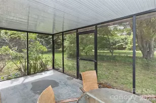 7 Teaneck Cir, Hendersonville, NC 28791 - Photo 12