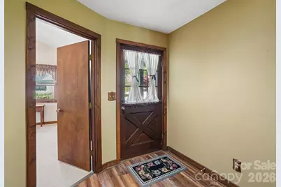 302 Eagles Nest Court S, Mars Hill, NC 28754 - Photo 4