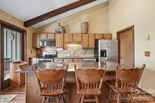 302 Eagles Nest Ct S, Mars Hill, NC 28754 - Photo 8