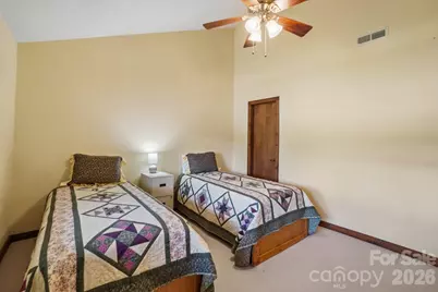302 Eagles Nest Court S, Mars Hill, NC 28754 - Photo 16