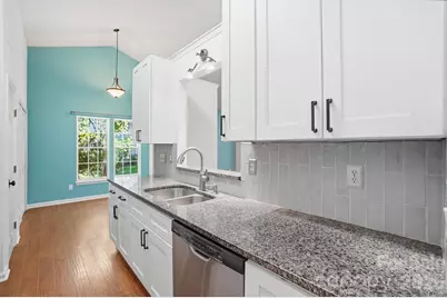 3419 Pondridge Court, Charlotte, NC 28269 - Photo 10