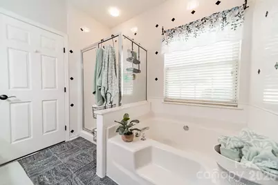 6216 Creek Breeze Road, Charlotte, NC 28269 - Photo 16
